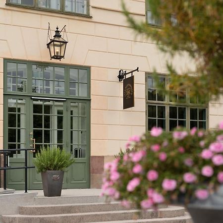 Naesby Slott Hotel Täby Exterior foto